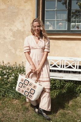 LUNA MOON MID TOTE LAS DALIAS 